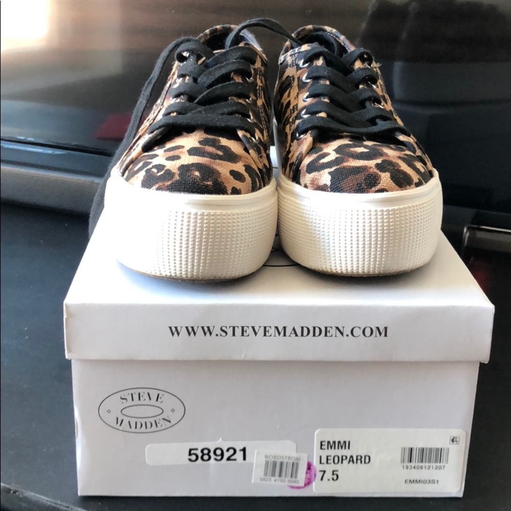 Steve Madden Emmi Leopard platform sneakers